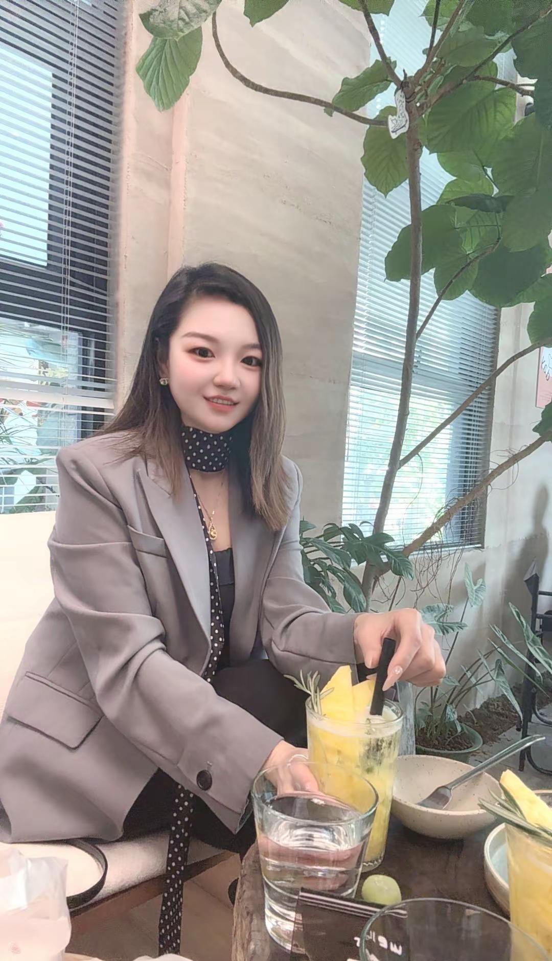 今天是三八妇女节，姐妹们记住了：只有被放在心尖上的人，才有资格任性和随心所欲，如