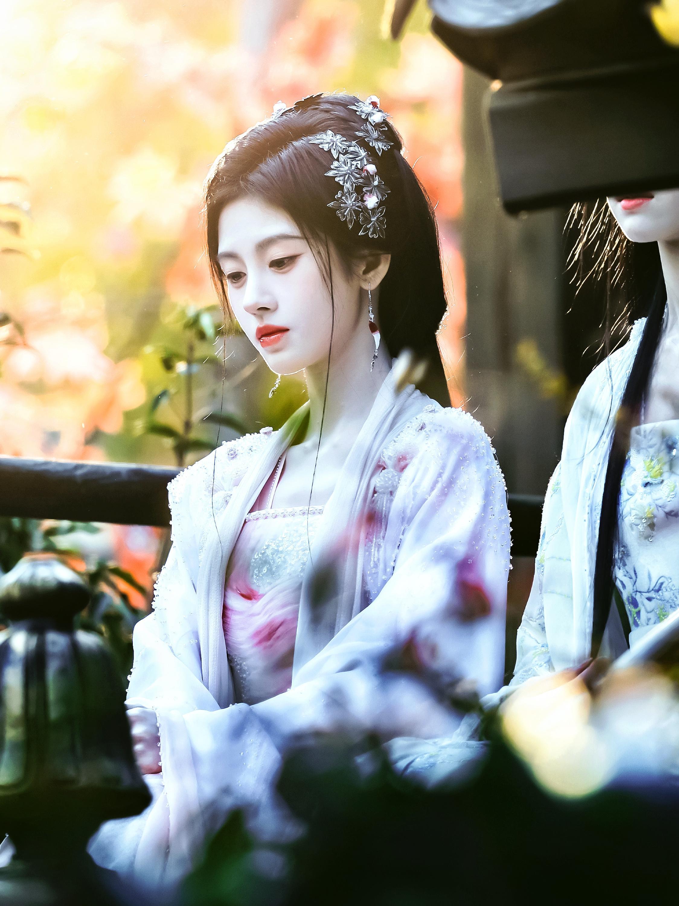 露芜衣🍃🌸鞠婧祎 ​​​