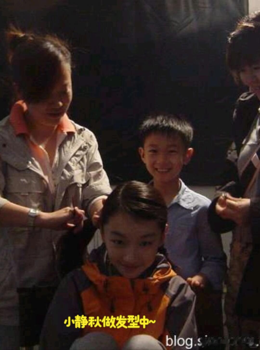 张艺谋教会周冬雨的第一课是珍惜周五晚高疯 周冬雨的习惯里藏着多少珍惜？离别时的感