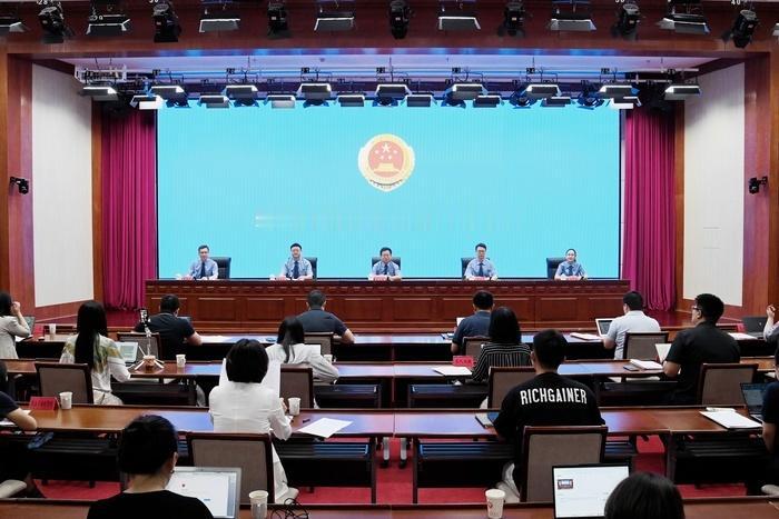 6月25日，最高人民检察院举行“强化毒品案件法律监督 依法从严惩治毒品犯罪”新闻