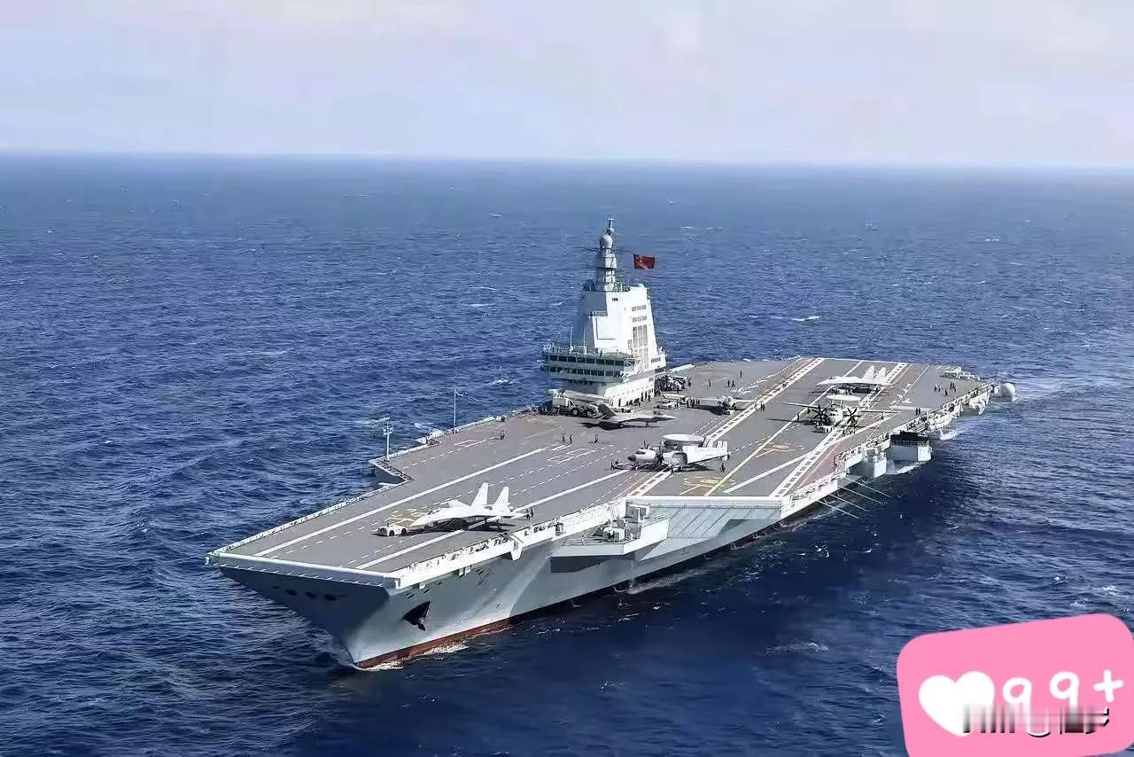 中华人民共和国正式向全世界宣告两件大事：第一件就是，我们的福建舰航母正式服役了，