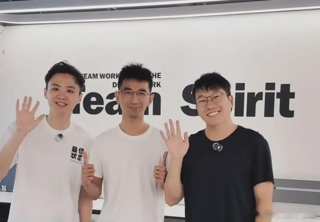 【孙东旭明明天权透露8月首播】孙东旭明明天权将于8月首播7月21日，主播明明、天