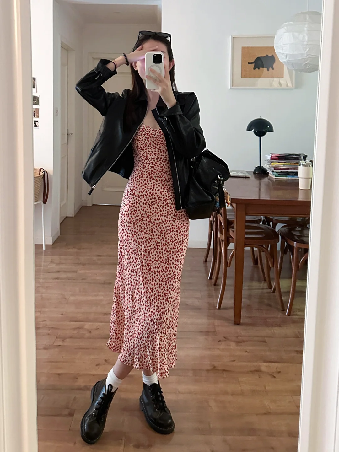 期待皮衣配碎花裙的早秋快到吧！