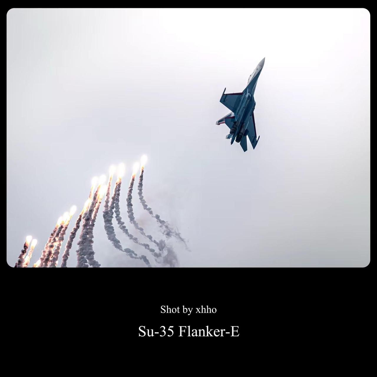 Su-35。“他们用两马赫的速度飞行，像是在逃离那场早已坍塌的旧梦”军事科普 摄