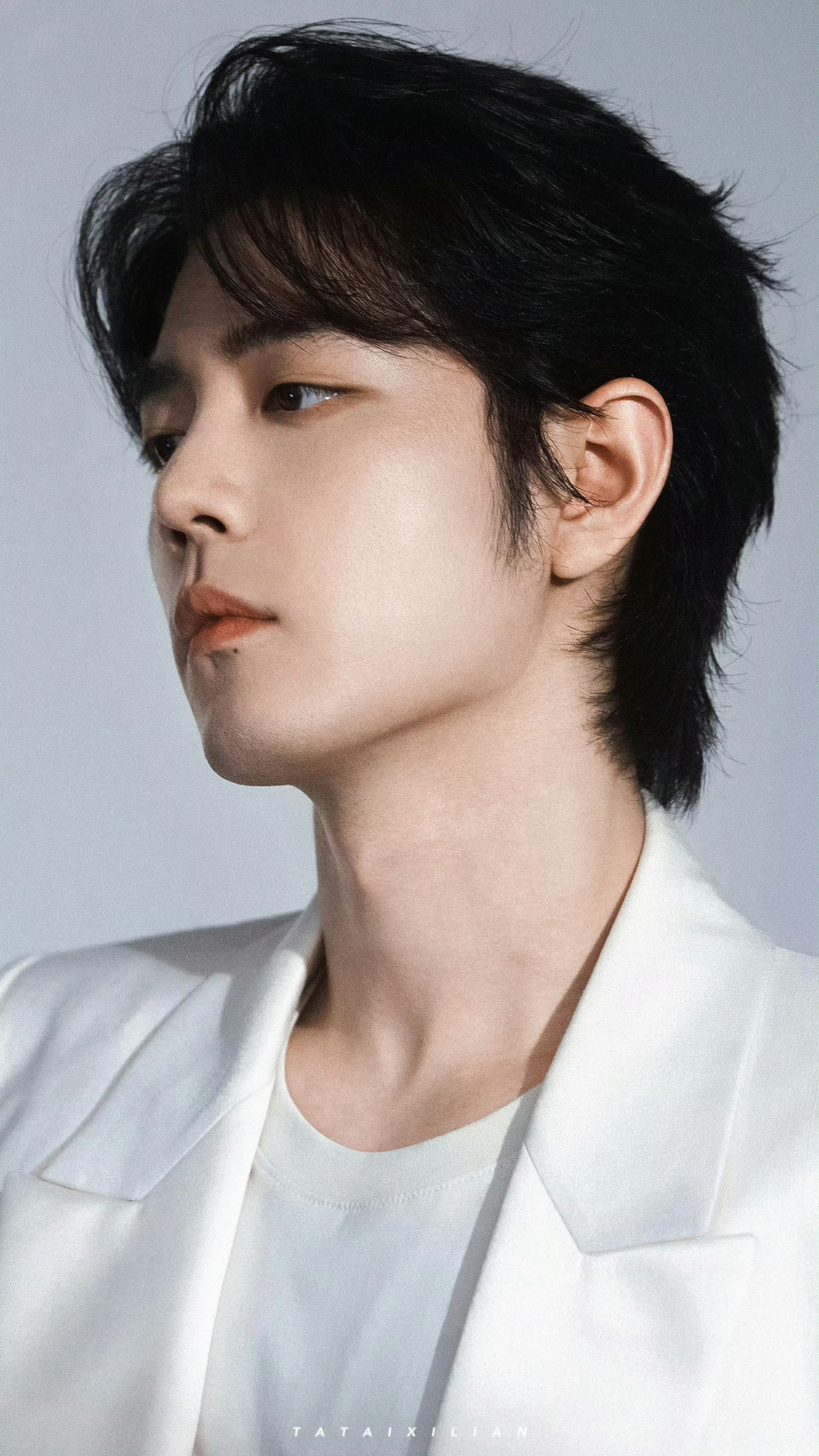 肖战 你知道昨天是什么日子吗，是我想你一天的日子。 