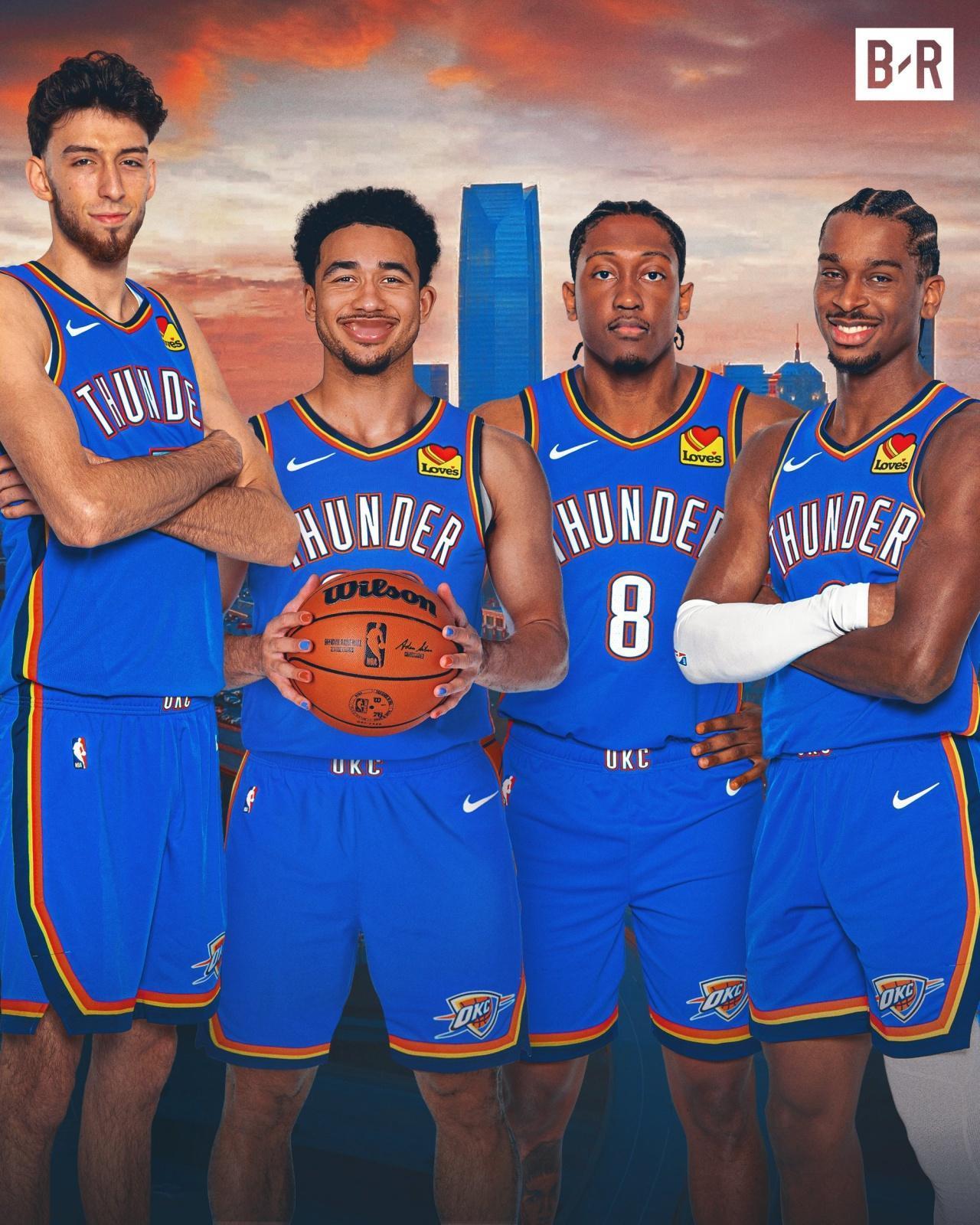 卫冕冠军补强！麦凯恩被76人交易去雷霆！

雷霆筹码：26年火箭首轮，3个次轮