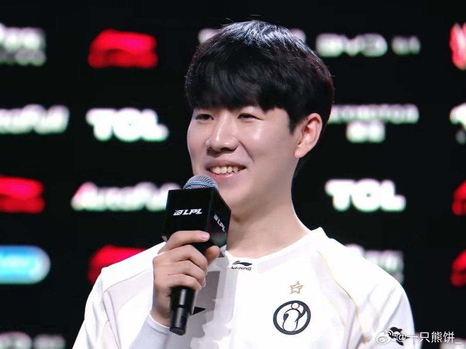 希望我们能进世界赛小姜好运 