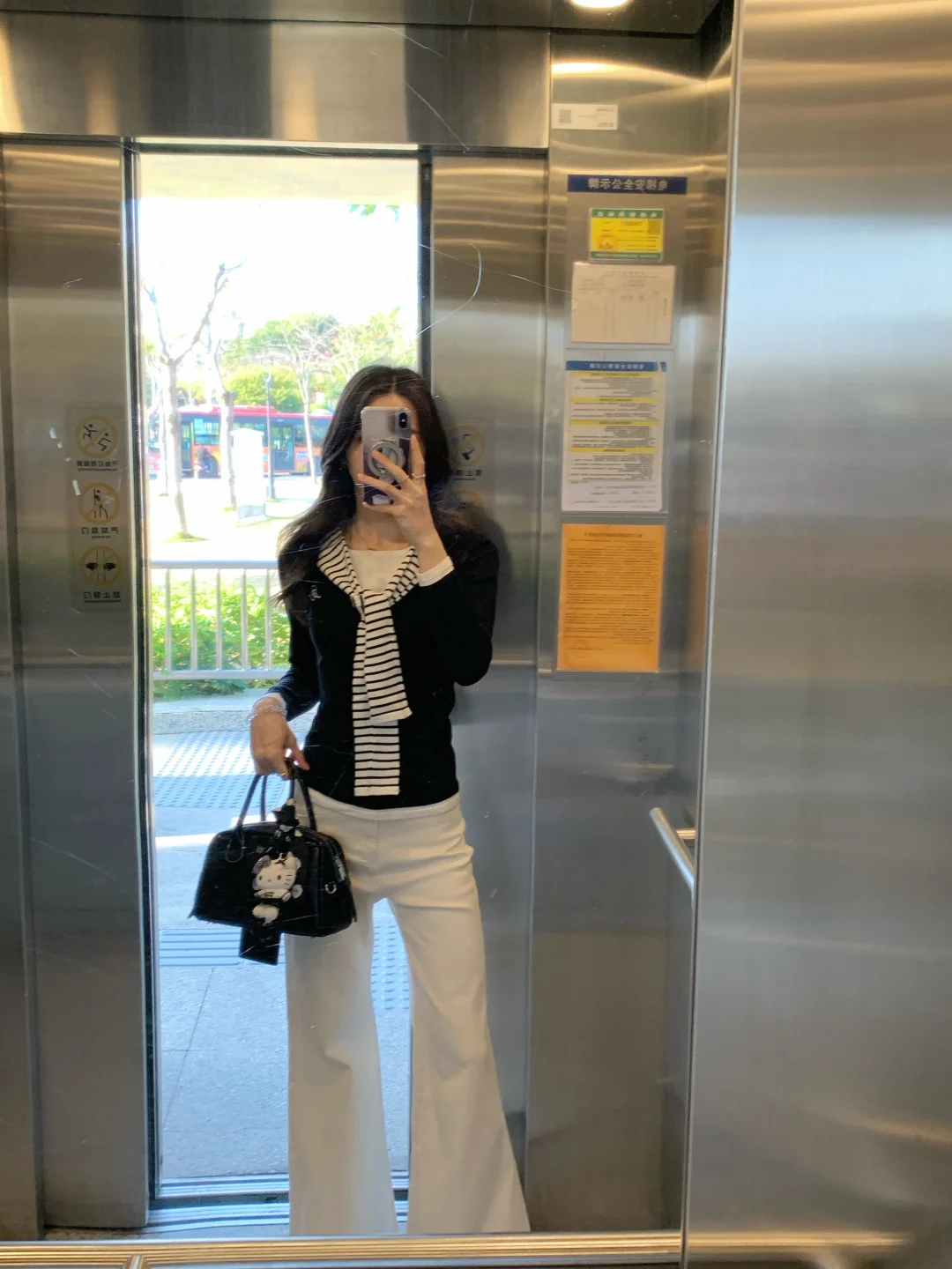 电梯检阅｜高智感的日常胶囊衣橱