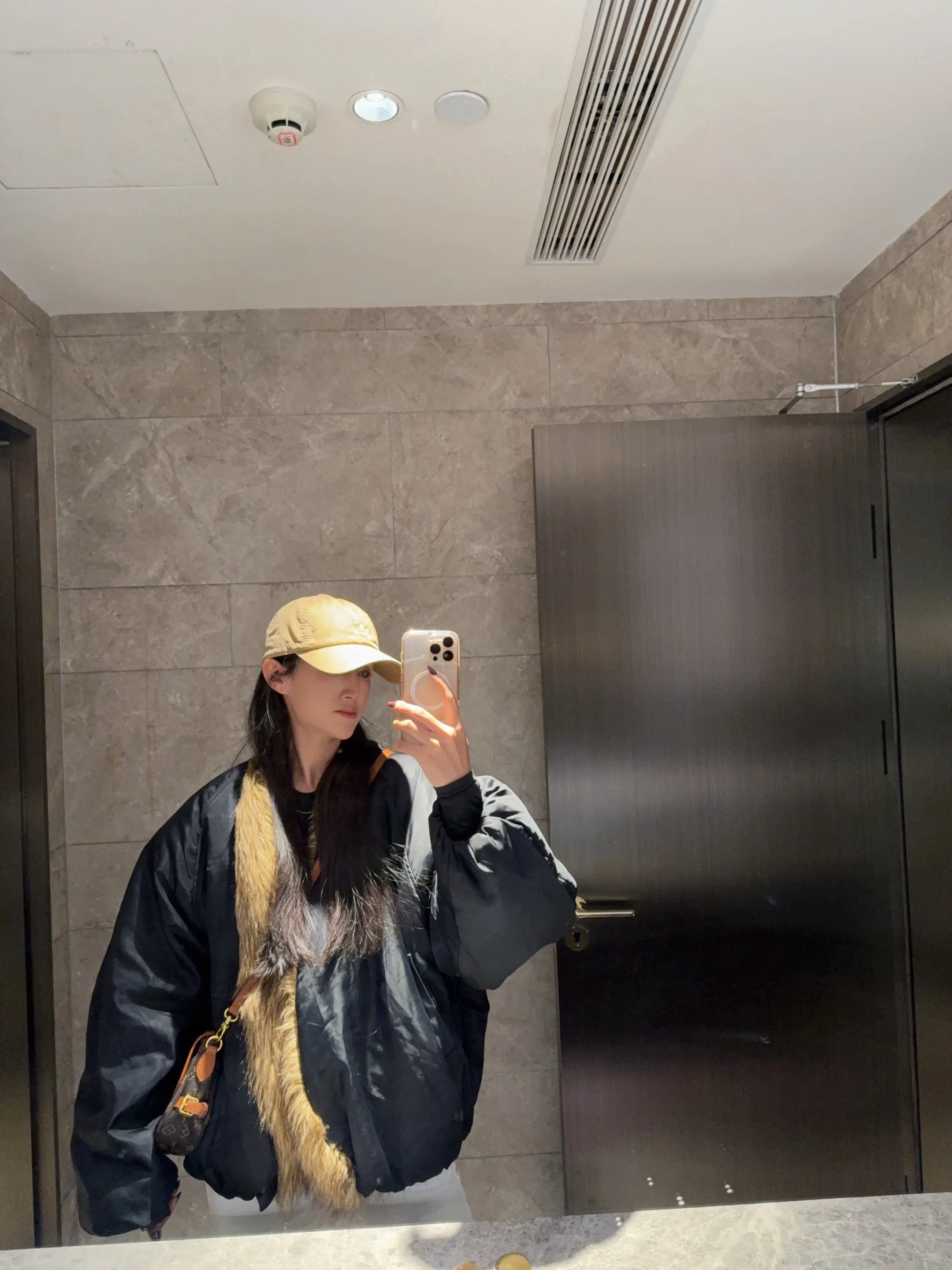 人和人之间的滤镜，是一双偏爱的眼睛。