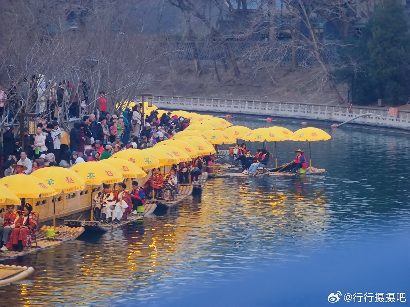 二月二龙抬头，北京万寿寺前金龙巡游摄影