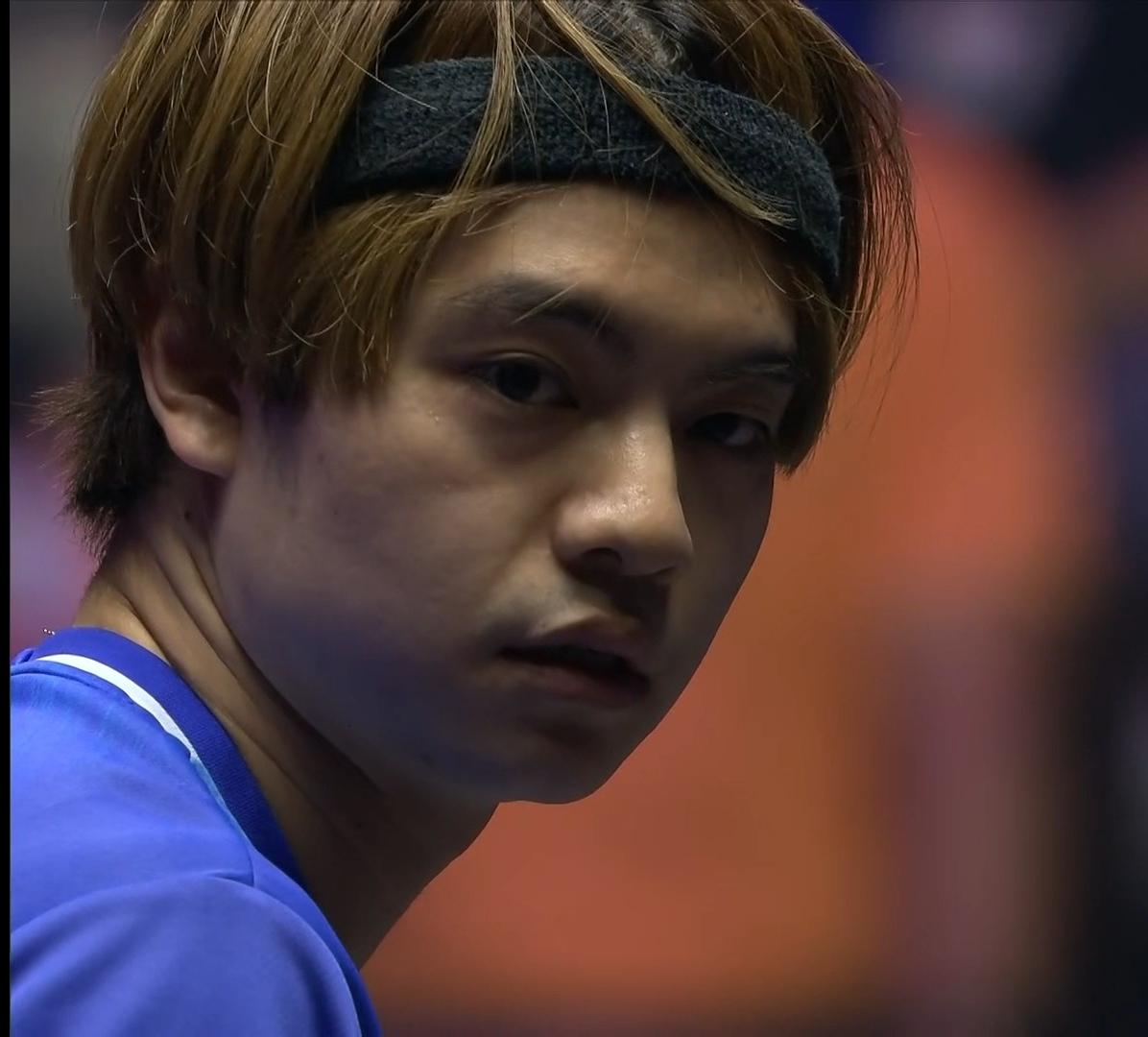 张本智和3-2宇田幸矢
近斯双方的状态都相当好，加之又是内战，无论谁胜都是合情合