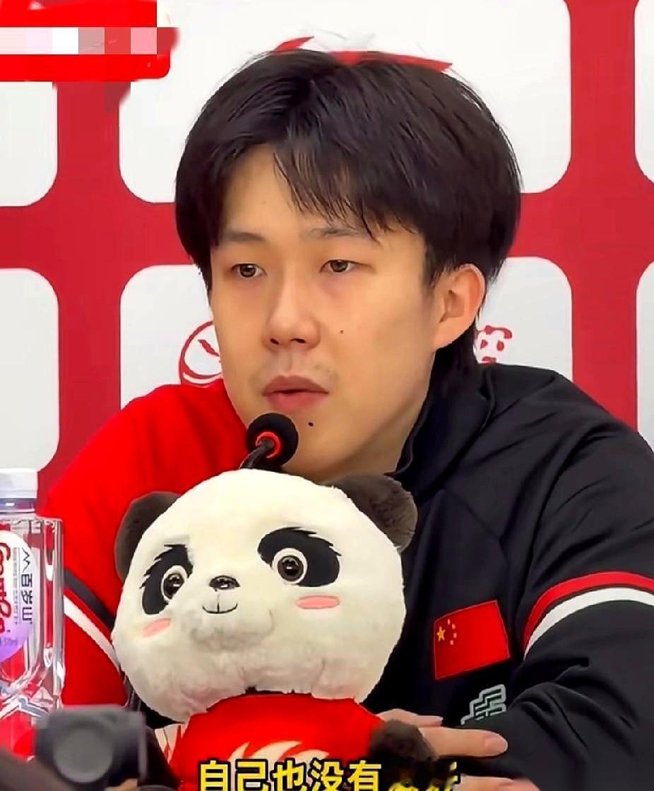 输两局球，对王楚钦来说，简直是天大的好事。
我跟你讲，这比顺风顺水一路赢到最后，