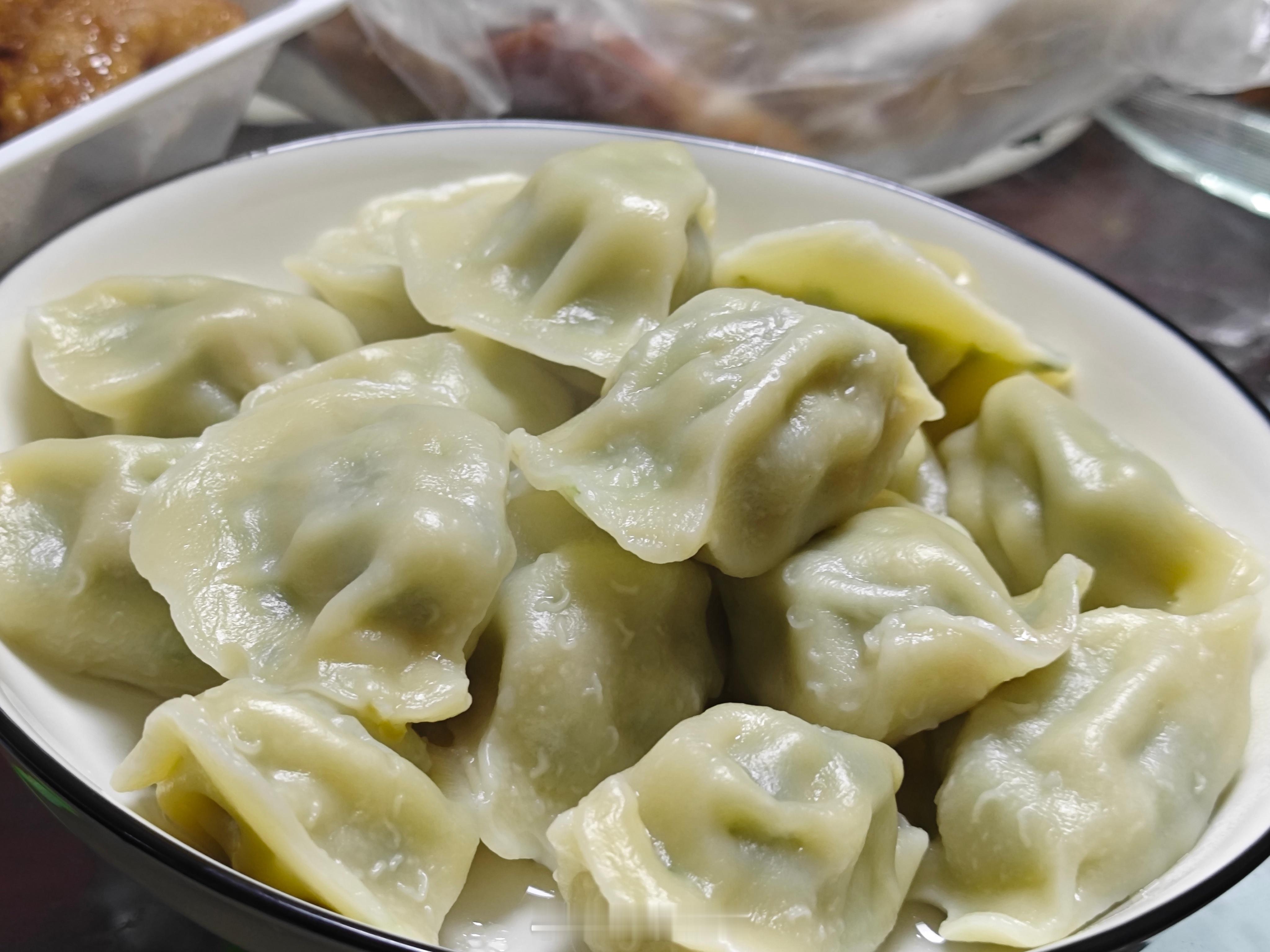 冬至 饺子已安排[haha]大家吃过了吗[doge] 