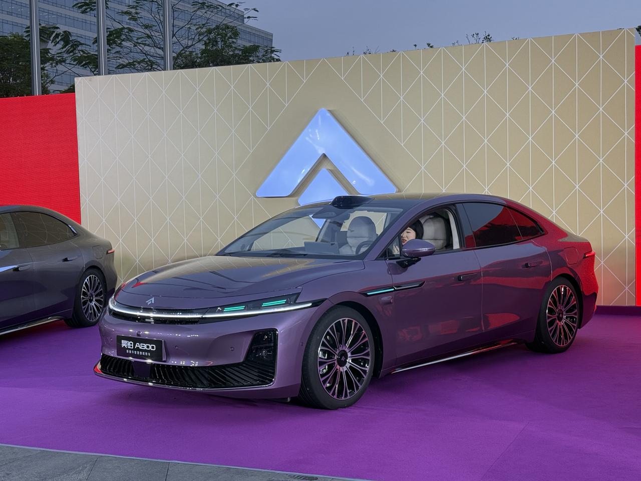 重新定义新豪华旗舰？昊铂A800补贴后16.48万起售，昊铂品牌惊蛰之夜暨昊铂A