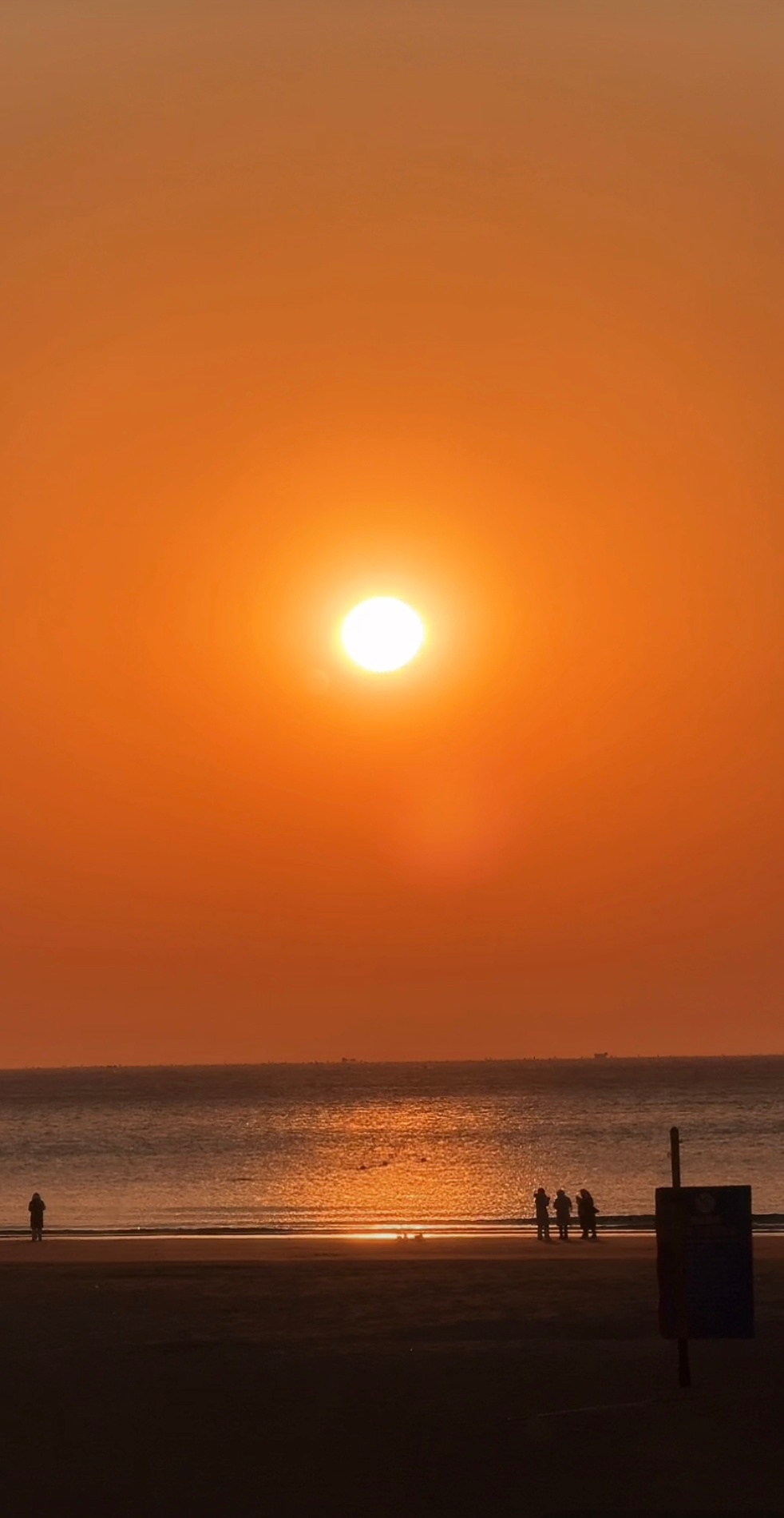 早！青岛石老人海水浴场的清晨[太阳][羞嗒嗒]  