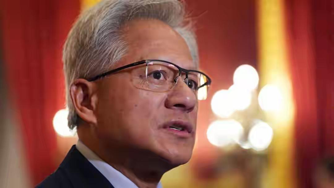 曾几何时，英伟达在中国高端AI芯片市场那可是绝对的王者，巅峰时市场份额高达95%