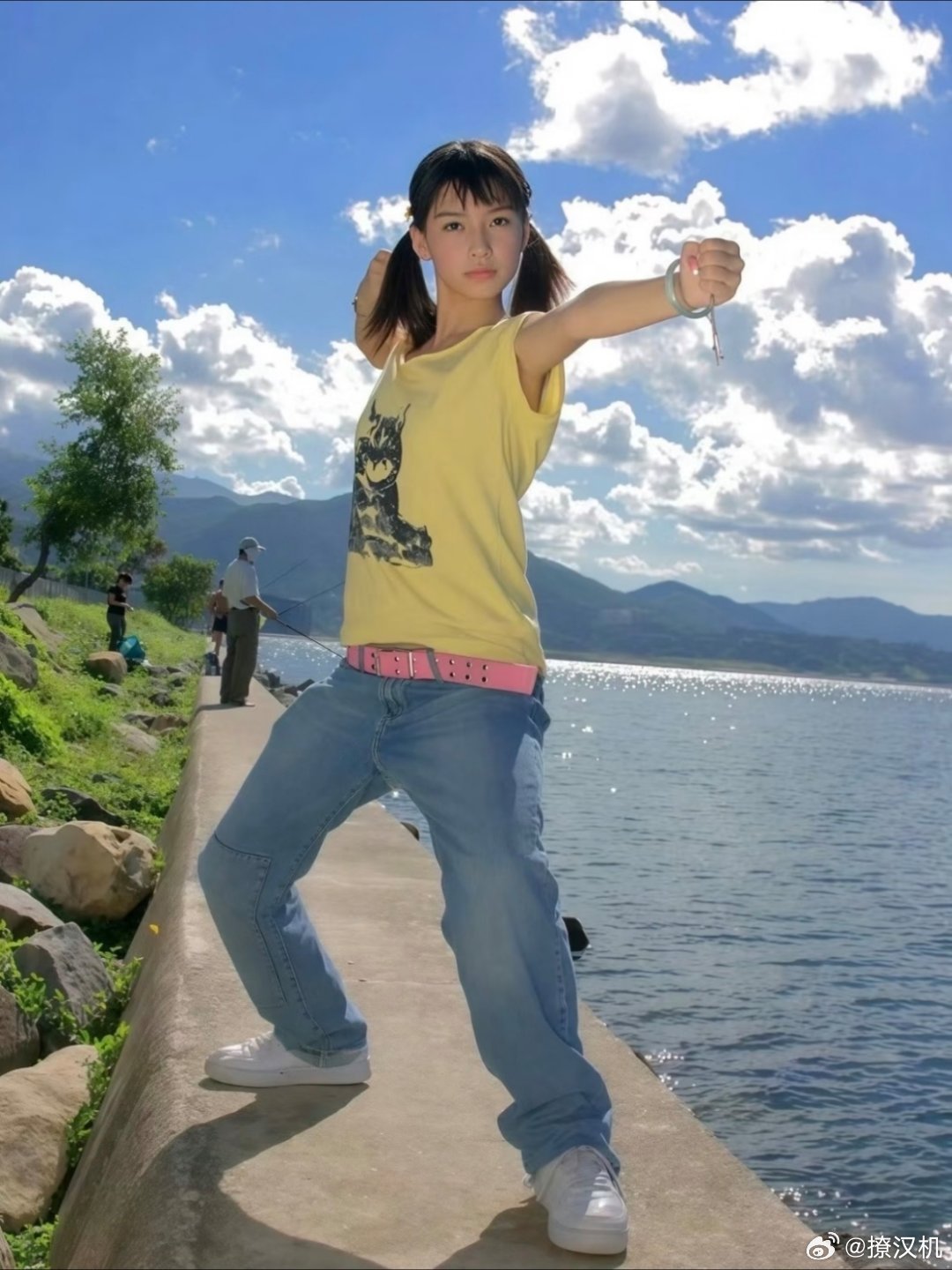 Angelababy13岁旧照14岁的Angelababy 