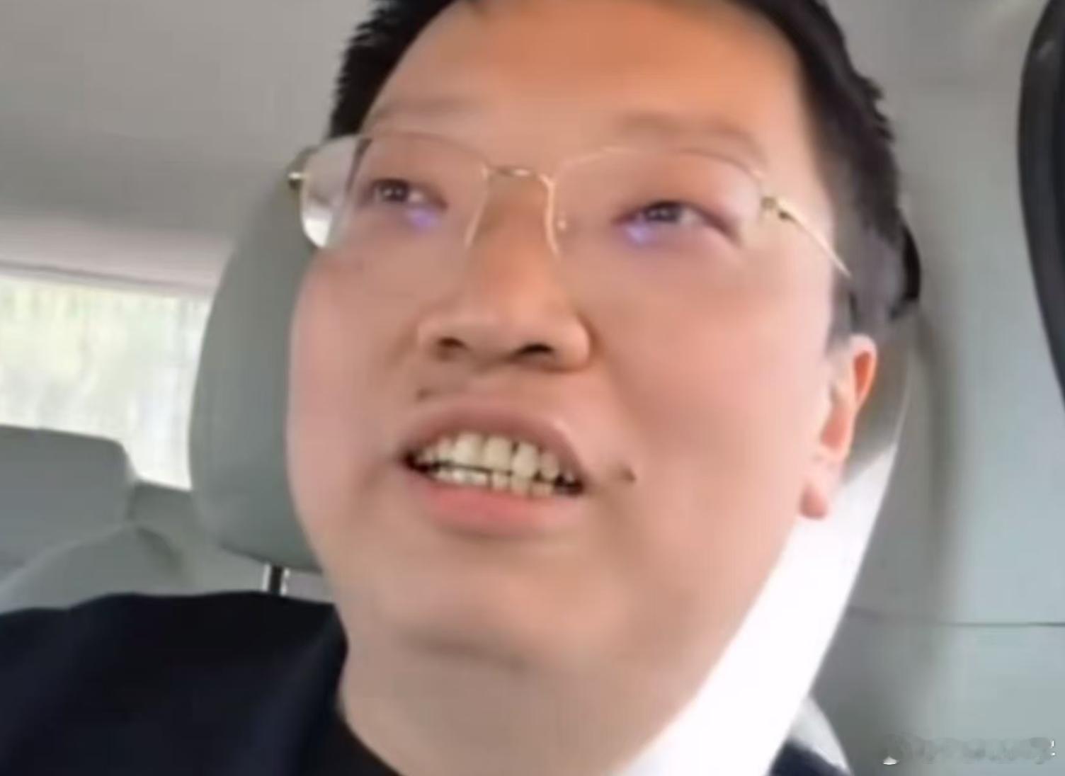 小李像DC老师请假直播上的问题DC：很多新人主播小主播面临的第一个问题就是怎么突