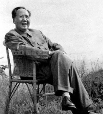 虽然毛主席活到了83岁，但他的保健医生却说：“其实毛主席不具备长寿的条件，他长寿