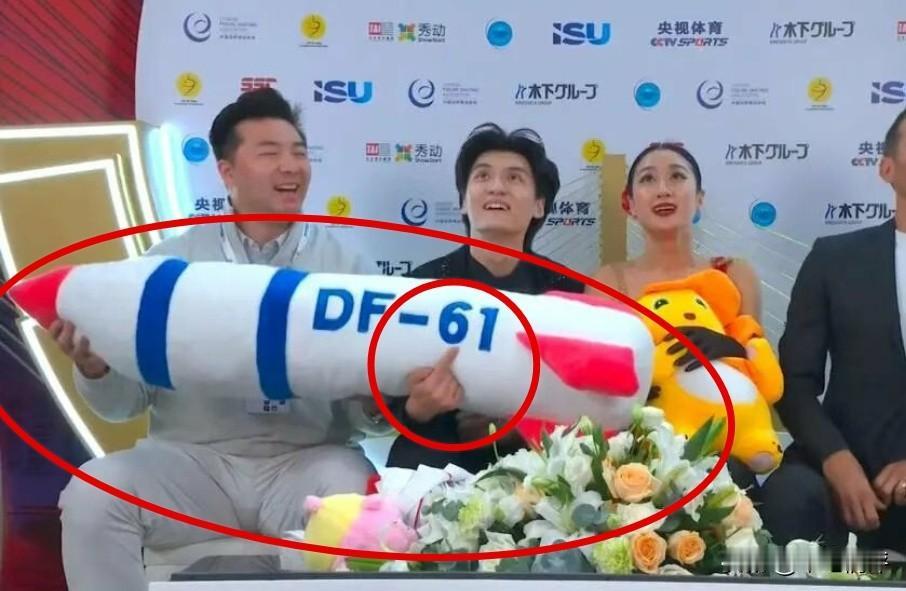 谁能想到，一个“东风-61”的毛绒玩具，竟让洋人破防了，更有意思的是，国内网友也