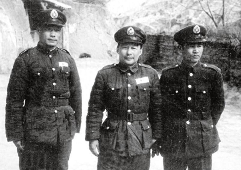 他奉命打入敌人内部，不料成中统特务头子，毛主席：让他重新入党

“胡长官，延安的