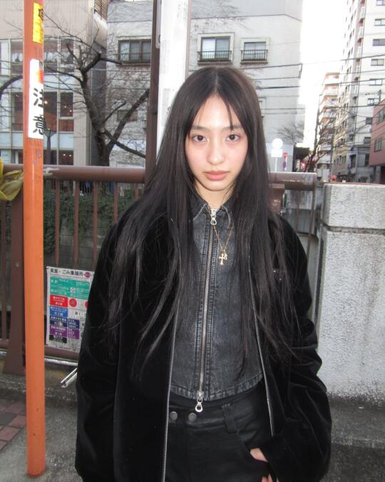 ‎∿🤍⸝⸝⸝🖤‧₊˚ ┊