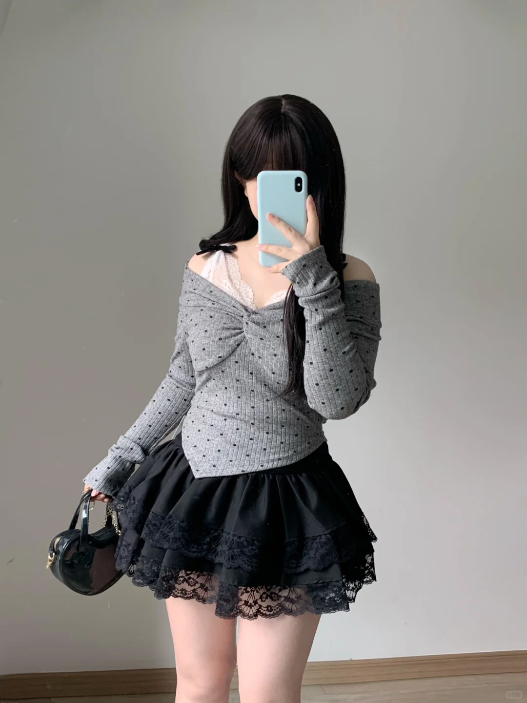 160 120｜微胖甜妹显瘦约会穿搭🐈‍⬛漏肩毛衣