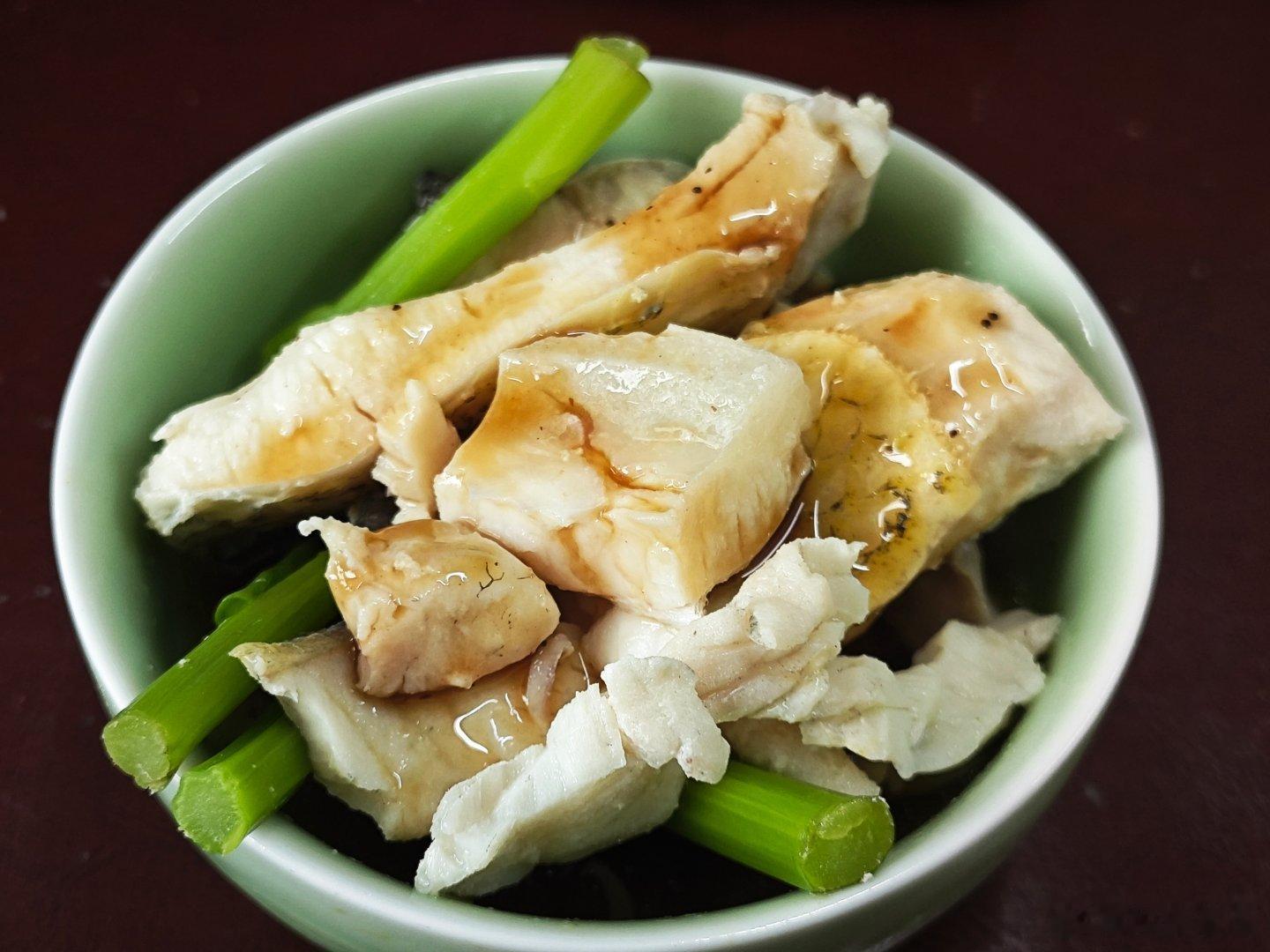 今日减肥餐，外加玉米一根，满意! ​​​
