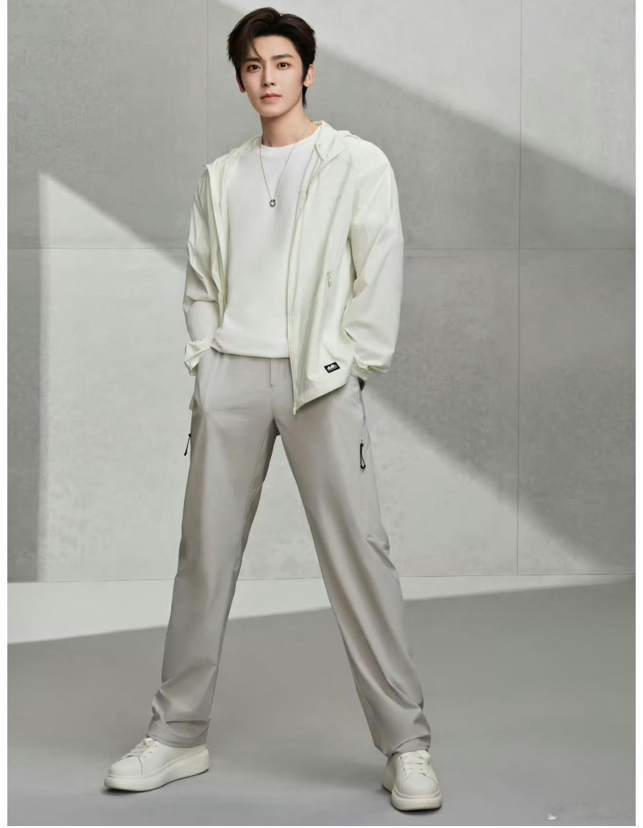 侯明昊 歌手2026张丹阳开创了新思路！谁说演员唱的不比歌手好？全开麦直播竞技舞