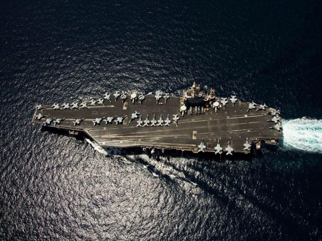 没想到啊，原来打美国航母这么简单，原以为只有东方大国的东风快递才可以搞定，没想到