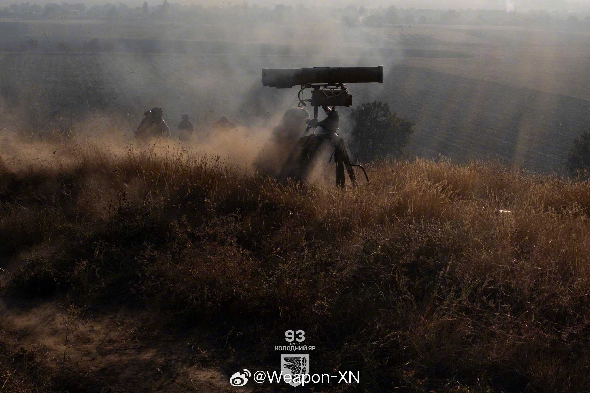 #兵器影像[超话]##俄乌局势新进展#乌克兰第 93 机械化旅女兵操作缴获的 俄