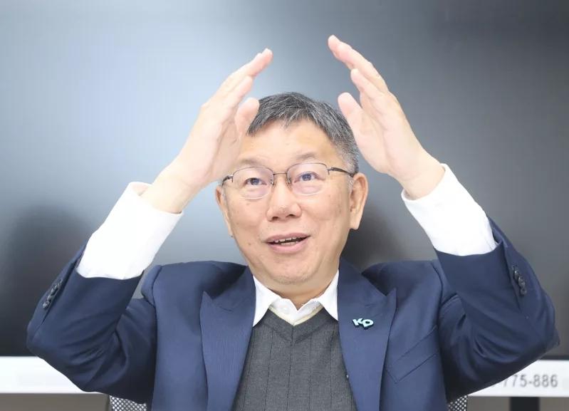 柯文哲一张嘴确实厉害，直接怼轰，打的赖清德几无退路。继昨天在辩论会上炮轰赖清德是