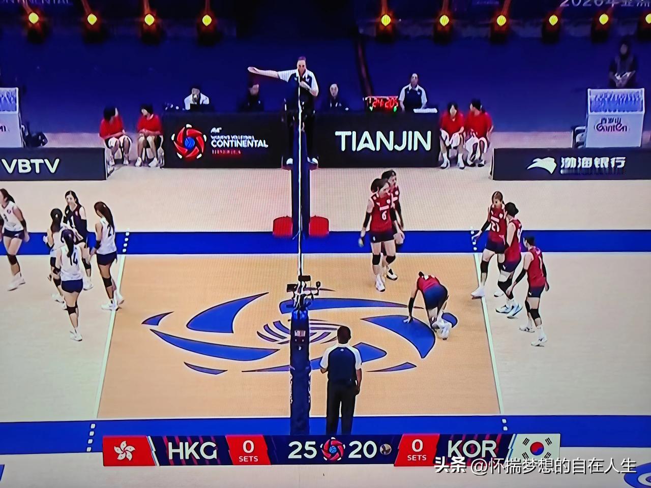 真没想到，韩国女排竟然落魄到如此程度，她们在与中国香港女排的比赛中，第一局竟然被