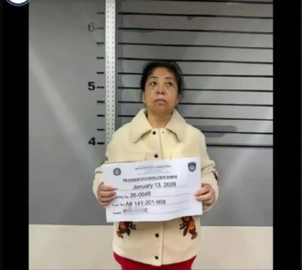 我想过吴佩慈是因身份进不了豪门，
我也想过吴佩慈自卑融入不了豪门，
万万没想到，