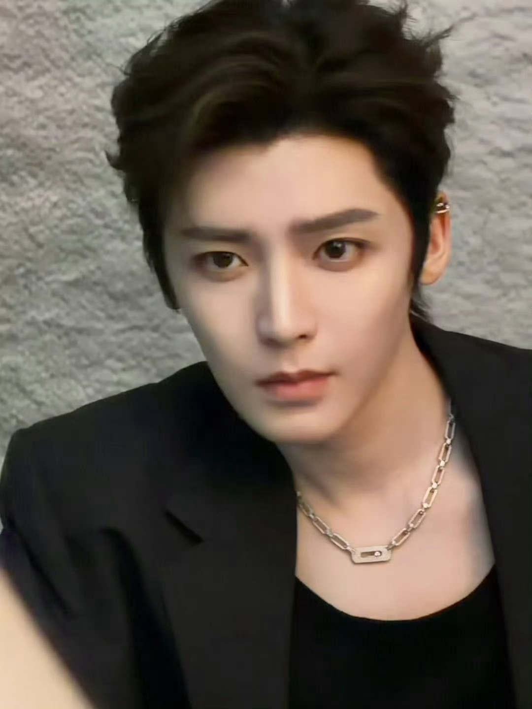 侯明昊 × 今日海信线下活动造型Live Photo图集 