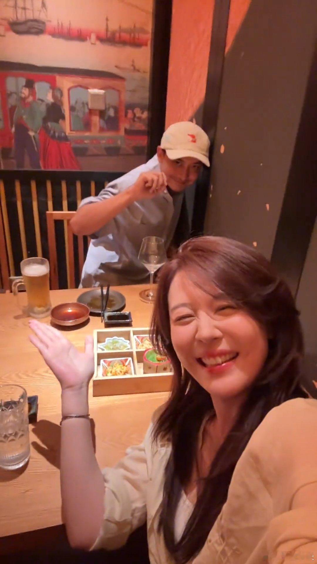 李佳航李金铭合拍视频李金铭李佳航合拍视频 李佳航李金铭合拍视频，是我们美嘉和张伟
