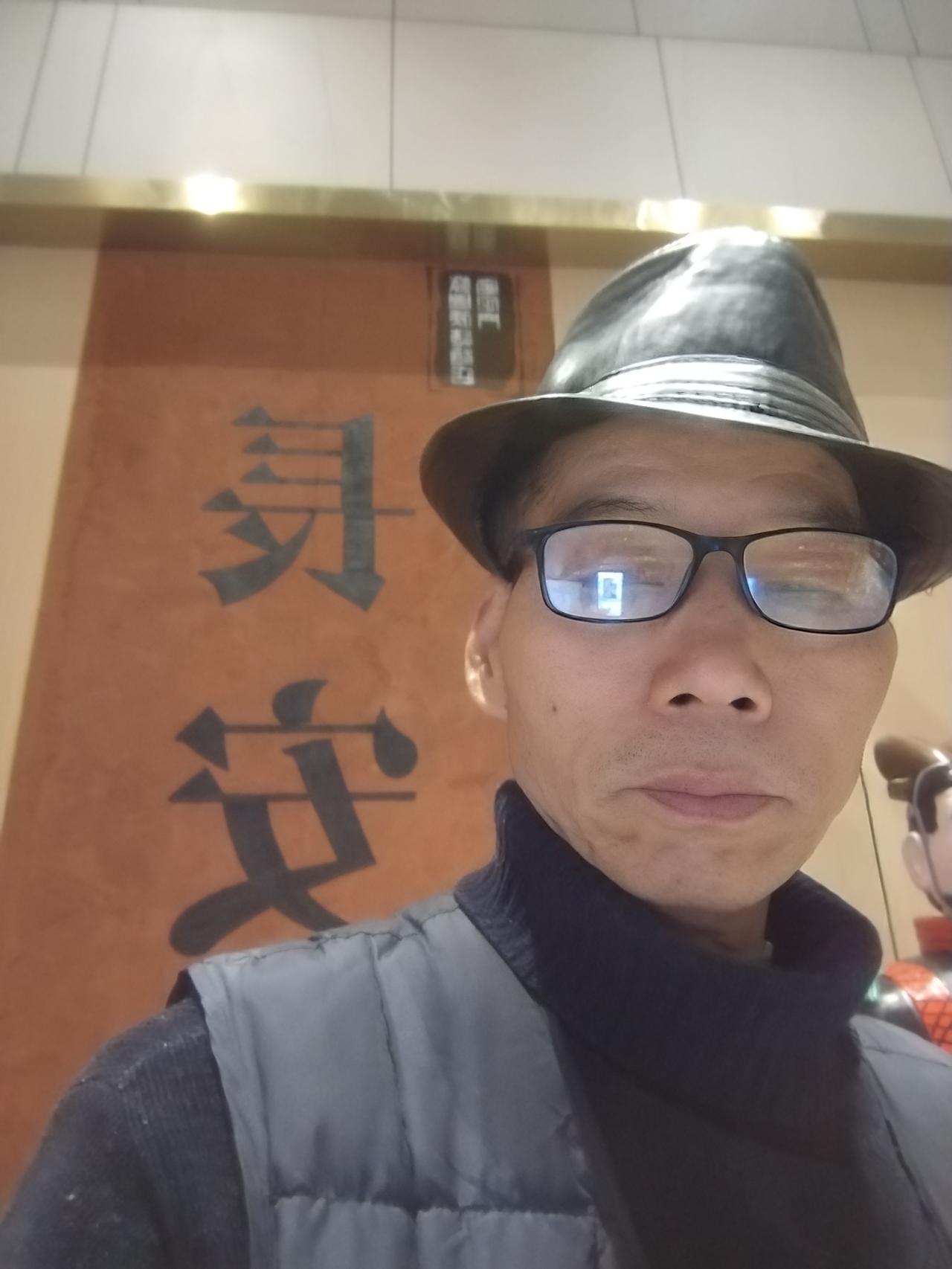 “我和李世民的沟通交流”

   昨晚我做了一个梦:我陈治安穿越到了唐朝，和大唐