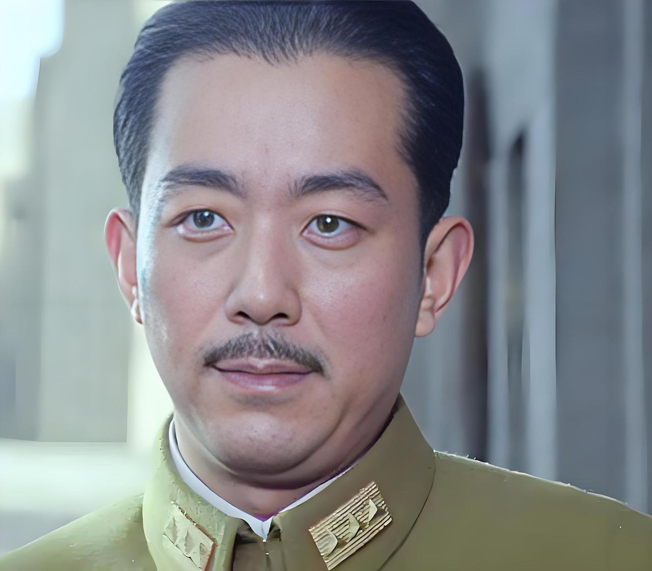 金安歌在电影《西安事变》（1981年）中饰演张学良

彼时可供参考的影像资料寥寥