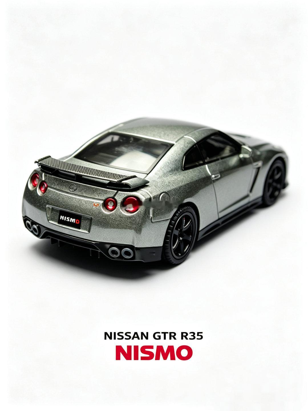 是日烂胶 给刚到手的 MINIGT GTR 带盐吧 