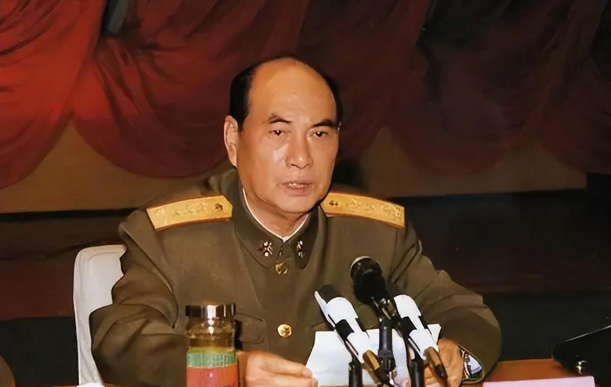 1978年127师备战越南，新兵占比近一半，张万年制定牛刀杀鸡战术进行特训，如何