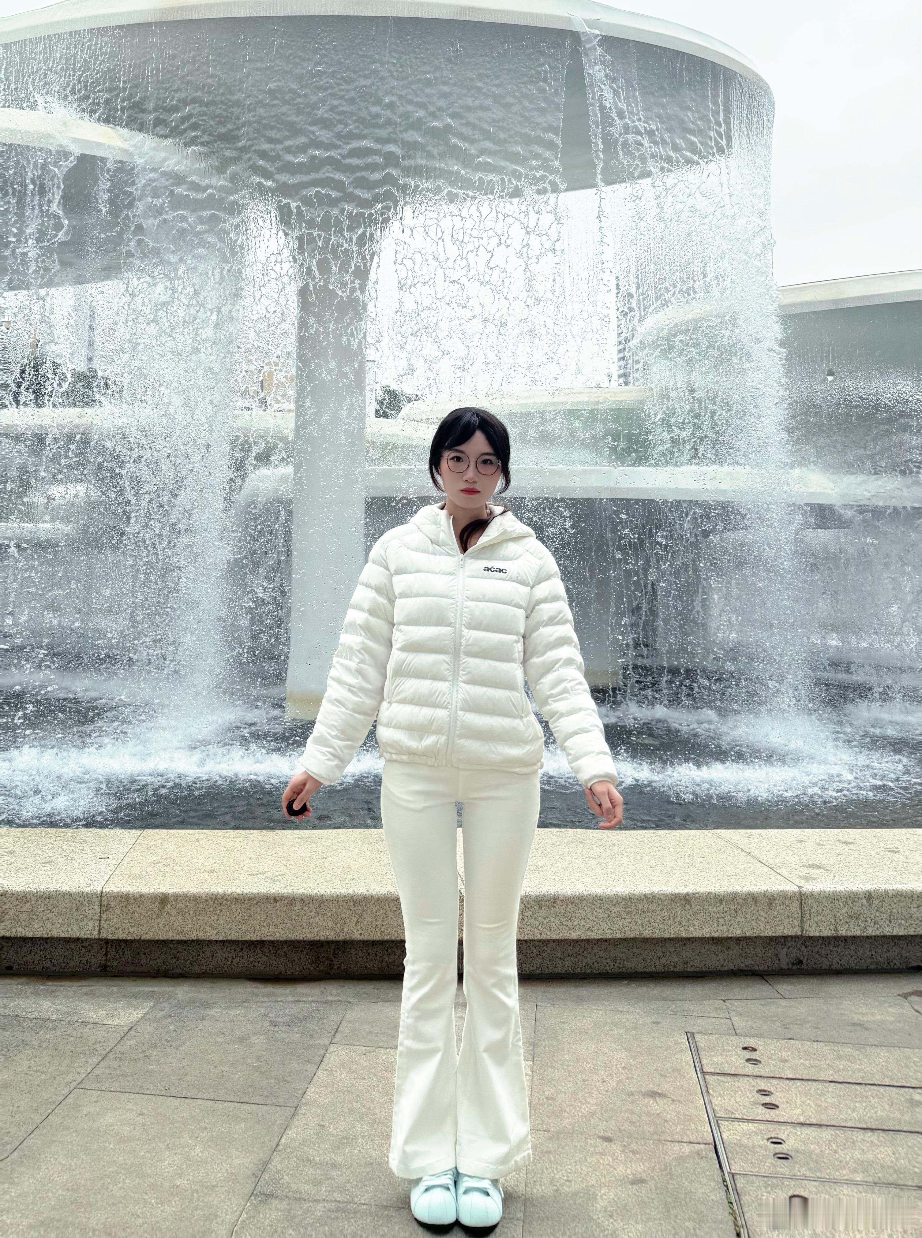 前面几张光线没找对但是喷泉⛲️好看没办法