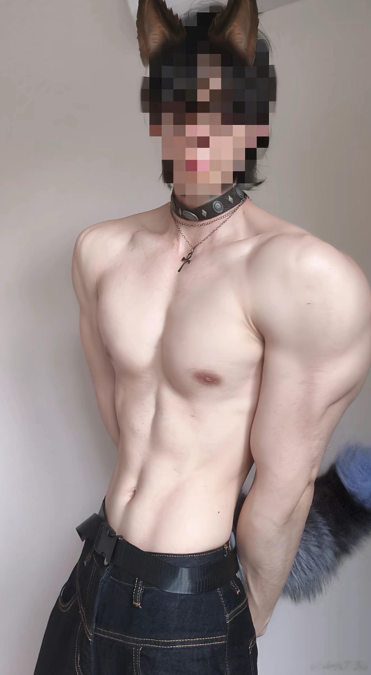 不爱练腿 