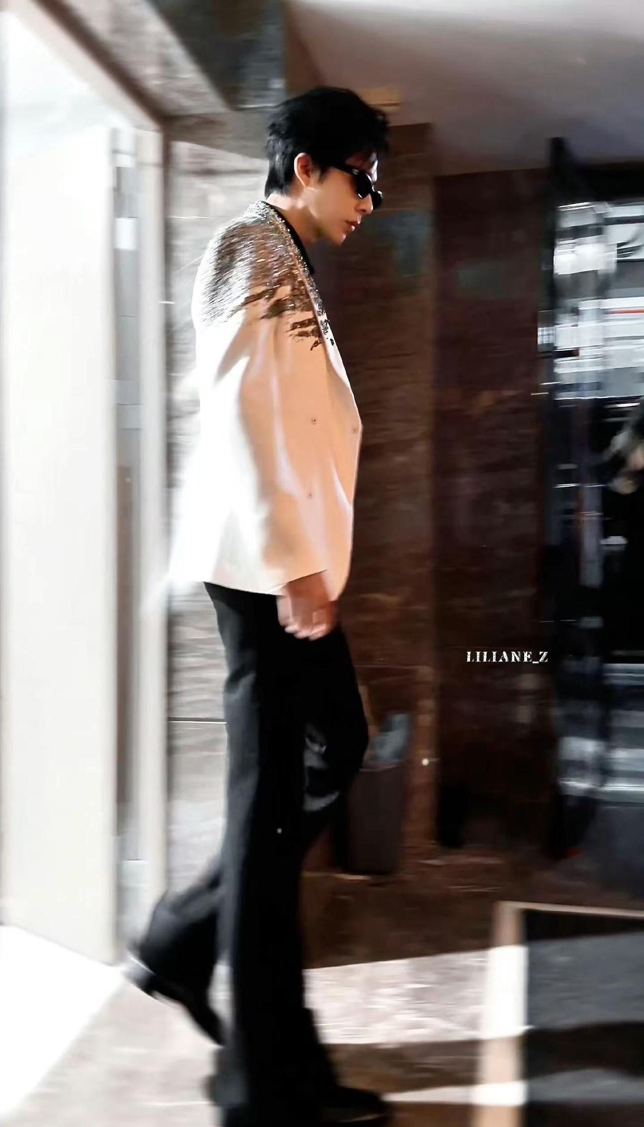 完全超模好嘛🥺🥺🥺刘宇宁 时尚大片