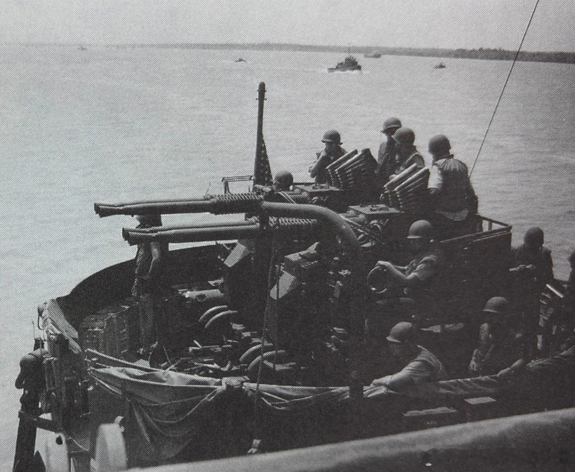 1968年4月16日APB-35 USS Benewah水手在Giad Due地