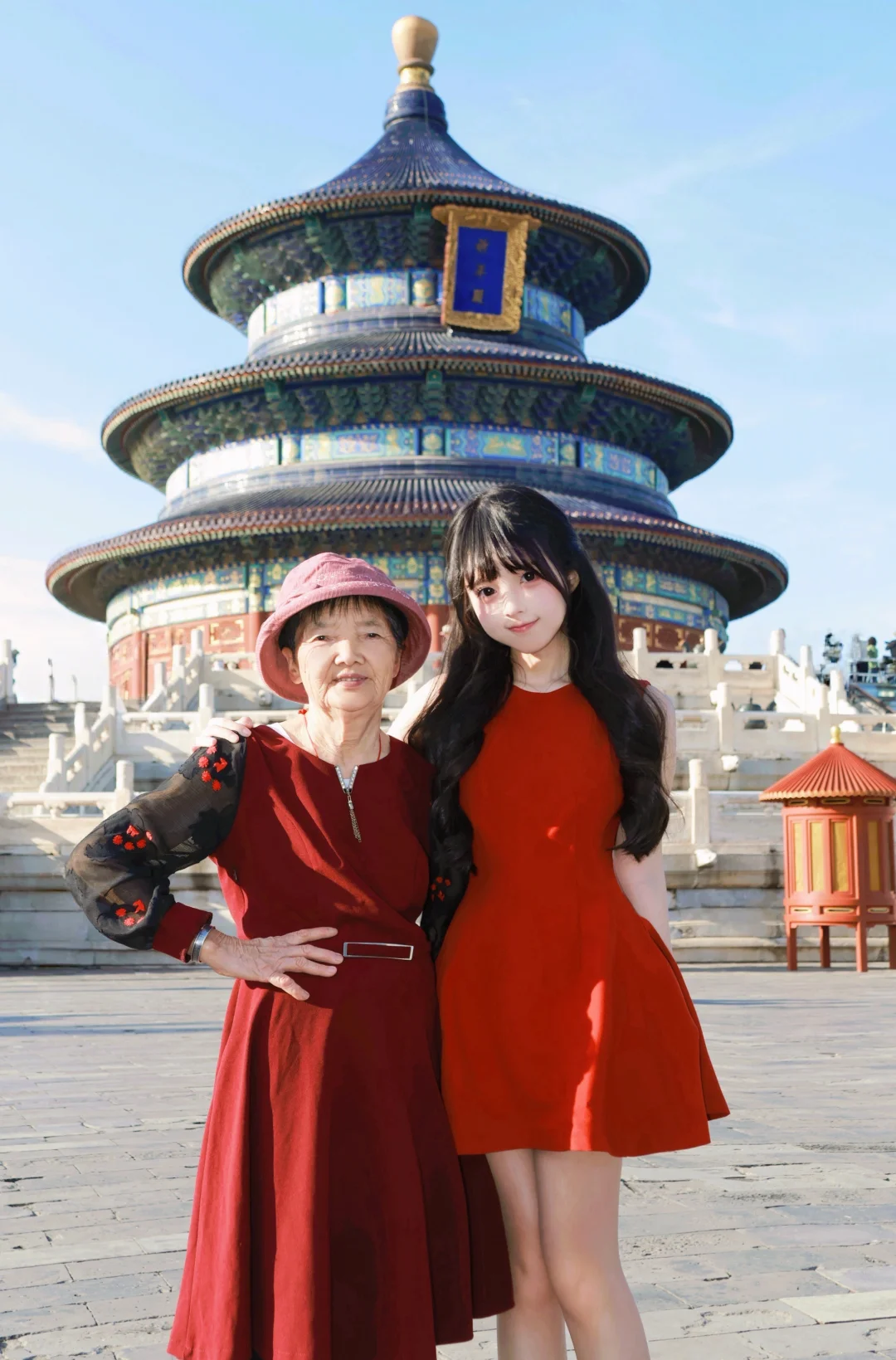用自媒体赚的钱带奶奶来北京旅游啦
