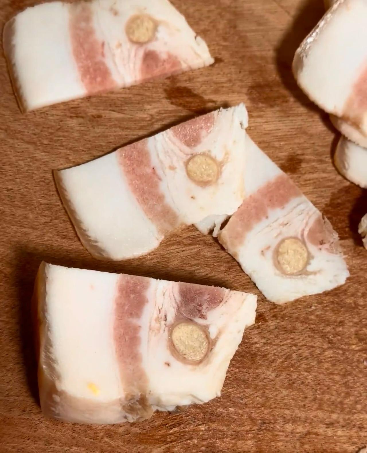 万能的网友，五花肉这里面是啥？