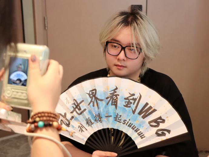 一冠一亚是WBG的新起点PMWC总决赛上，北京WBG和平精英分部拿下一冠一亚，分