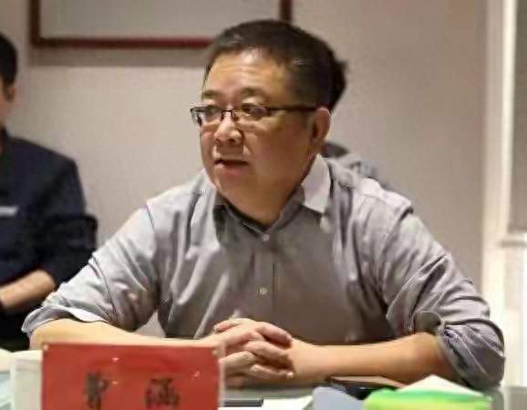 影坛大老虎被查，一个月前还大谈反腐，投资参与长津湖等热门影片