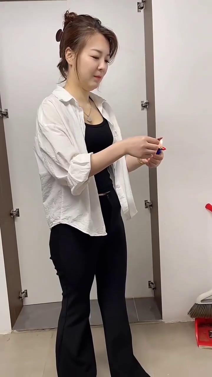 哎呦我的妈，哈哈。