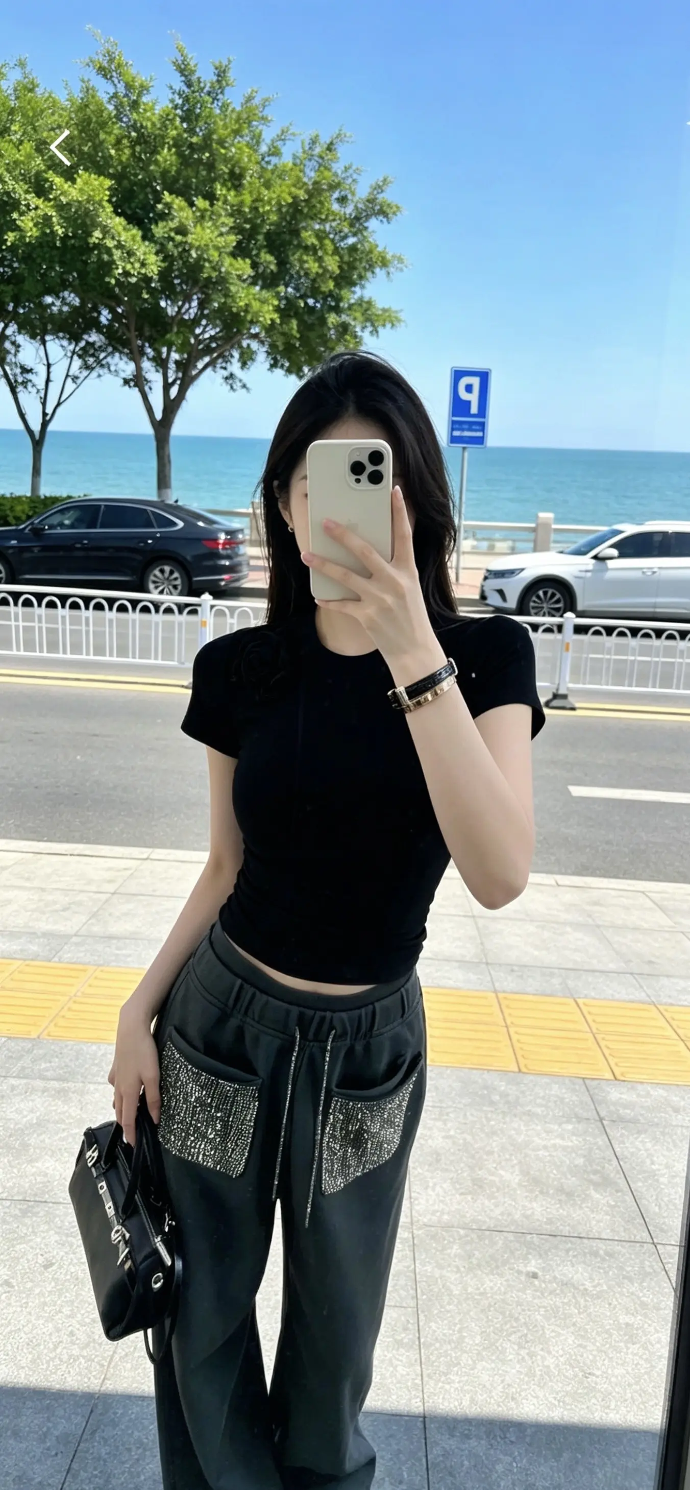 “万种调料不如盐，万般关系不如钱          食有盐身有钱，好比...